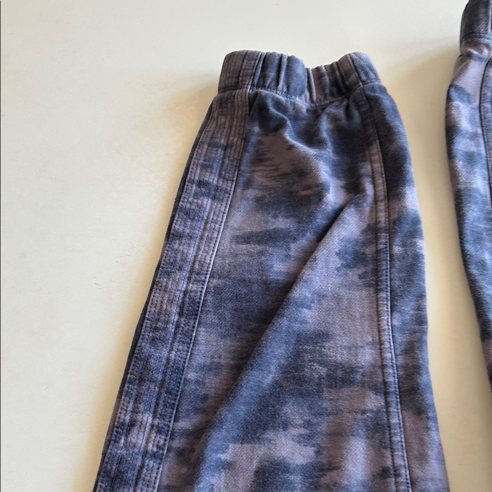Athleta Farallon Camo Jogger in Purple-Blue, Women's 6 - Picture 10 of 11
